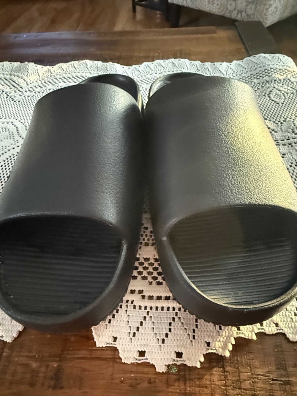 Nike Men's Black Slide Sandals - Simple Cushion Slides